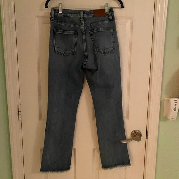 Madewell 10” High Riser Demi Boot Frayed Hem Jeans - Picture 8 of 16